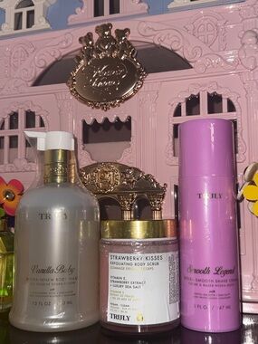 TRULY Vanilla Baby , Strawberry Kisses & Smooth Legend Set ✨